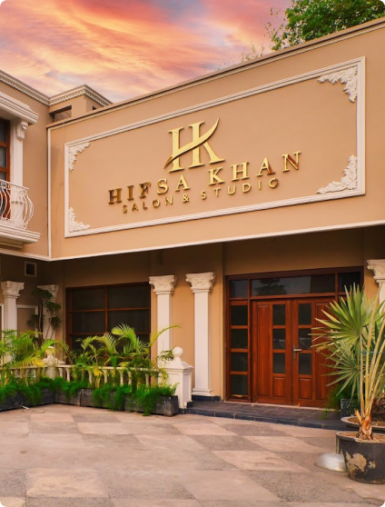 Mehndi makeup services in Lahore by Hifsa Khan Salon
