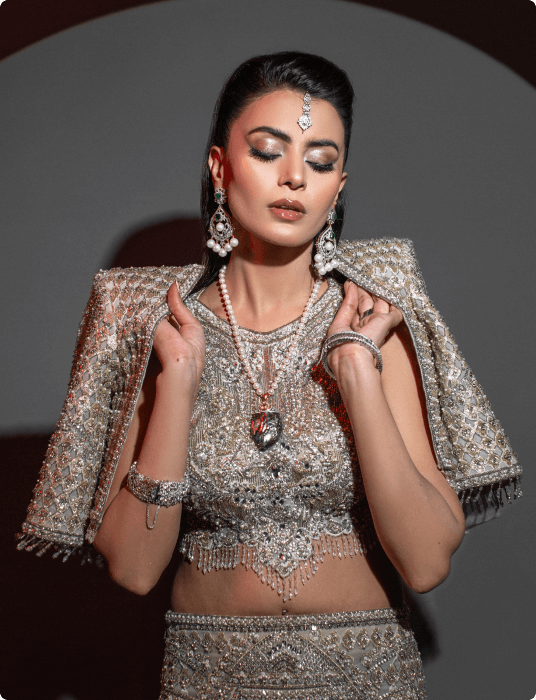 Luxury Mehndi makeup artist in Lahore by Hifsa Khan Salon