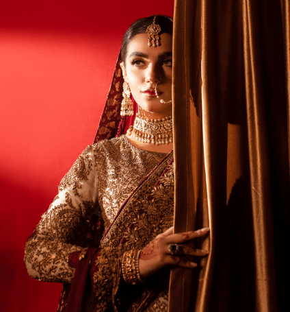 Party makeup artist in DHA Lahore with HD glam makeover look